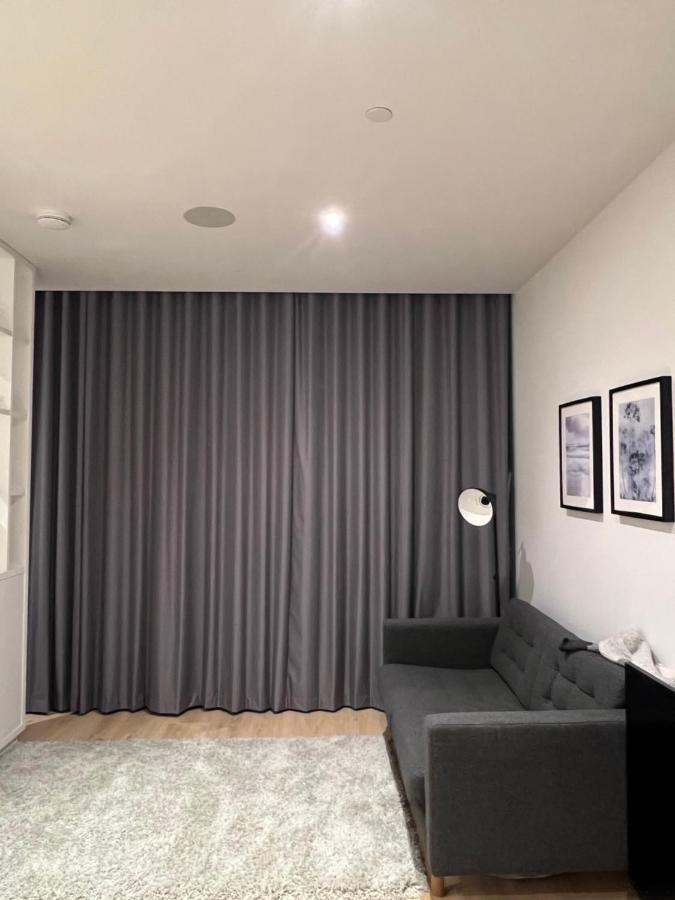 London Heathrow Airport Apartment Voyager House Terminal 12345 - Ev Electric And Parking Available ヒースロー エクステリア 写真